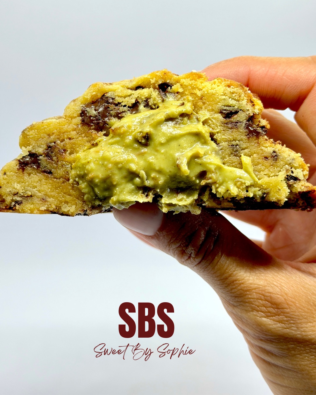 Cookie Dubaï à la crème de pistache coulante
